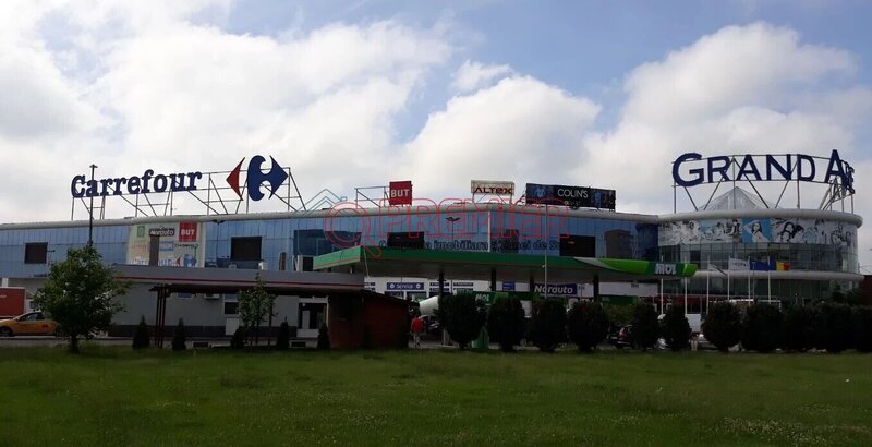 Grand Arena, Postalionului 3 camere decomandat