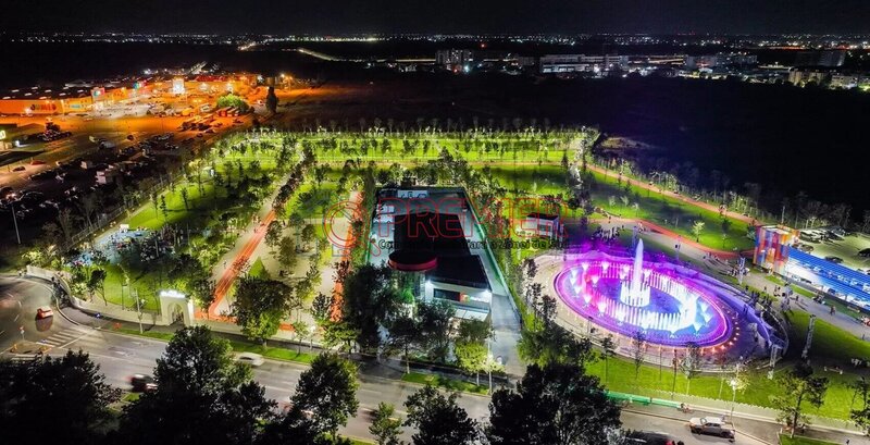 Grand Arena, Postalionului 3 camere decomandat